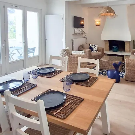 Сasa de vacaciones Amazing In With Wifi Le Pouliguen