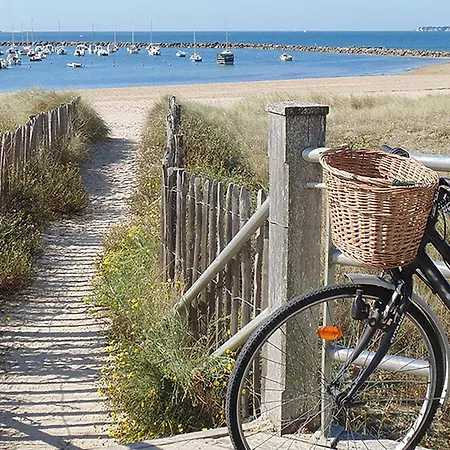Сasa de vacaciones Amazing In With Wifi Le Pouliguen